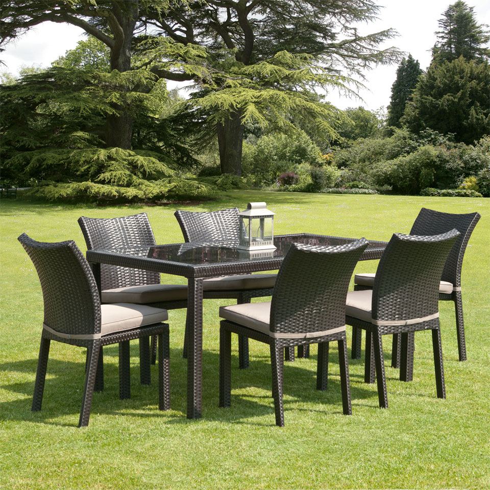 Veranda dining and lounge set, Kileleshwa — detail photo 2